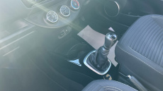 Toyota Yaris 1.33 VVT-i Design 5dr Petrol Hatchback